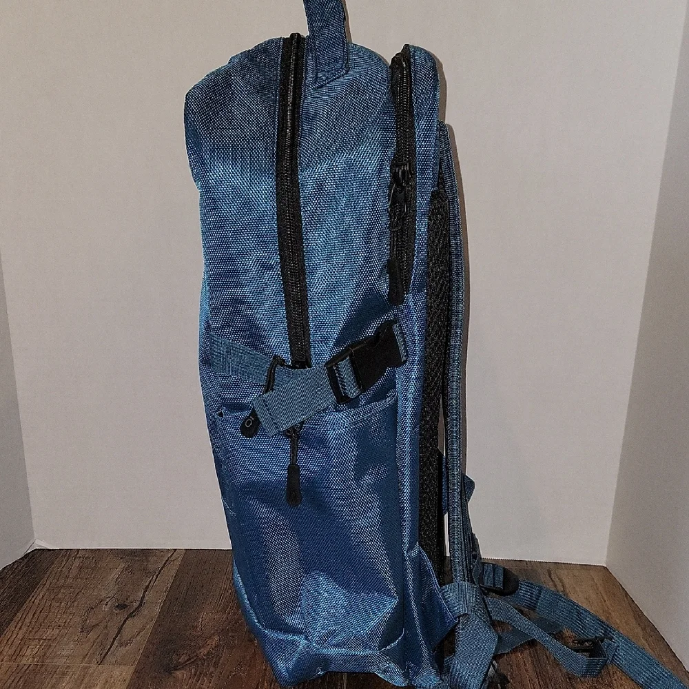 Doterra Teal Backpack with Black Accents